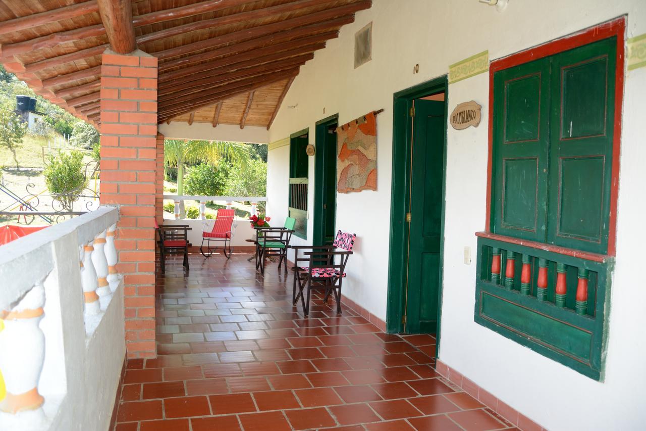 Hotel Campestre La Loma Curití Exterior foto
