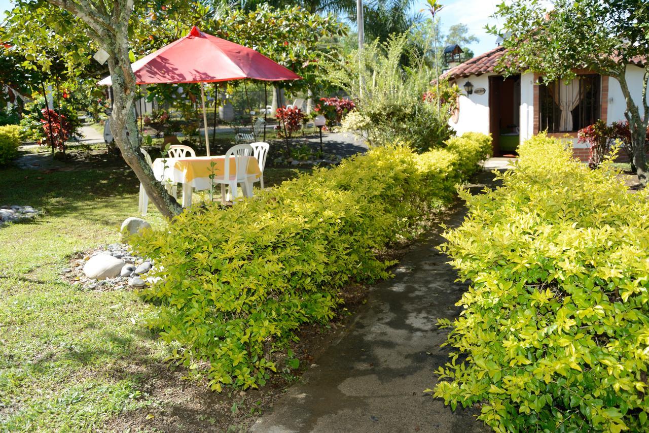Hotel Campestre La Loma Curití Exterior foto